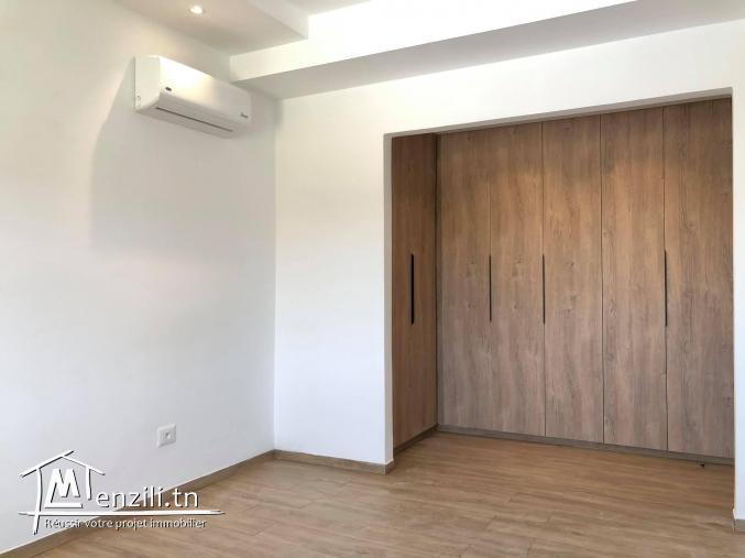 Appartement( S+2 et 3)  à Enassr 2