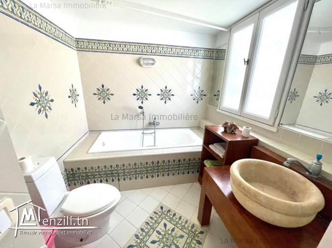 A Louer villa s3 meublée vue mer avec jardin à Gammarth