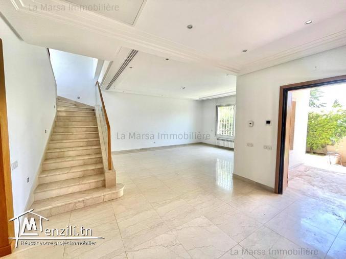 A Louer triplex s3 avec jardin à 10min du lycée Français, La Marsa