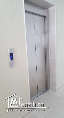 A Louer appartement s3 neuf à Gammarth