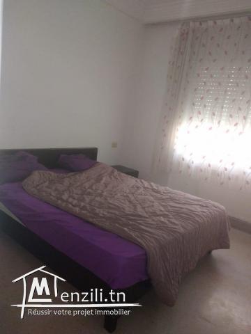 A vendre un appartement S+1 à cité el wahat aouina