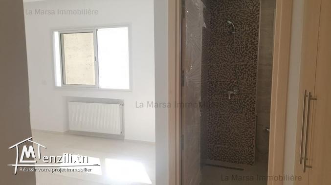 A Louer appartement s3 de 190m² à Gammarth