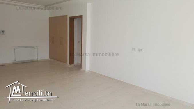 A Louer appartement s3 de 190m² à Gammarth