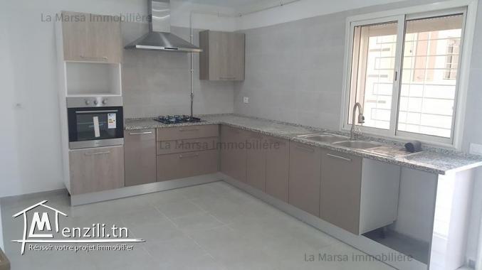 A Louer appartement s2 avec jardin à Gammarth