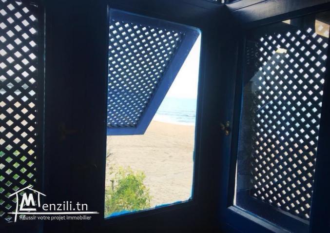 A Louer duplex meublé pieds dans l'eau à Marsa Cube