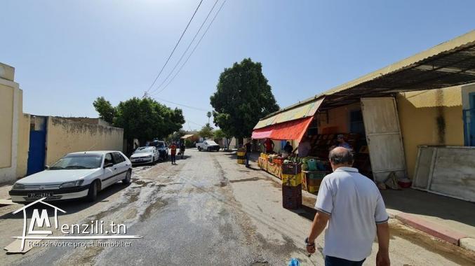 بشارع فرحات حشاد بوعرادة وسط المدينة