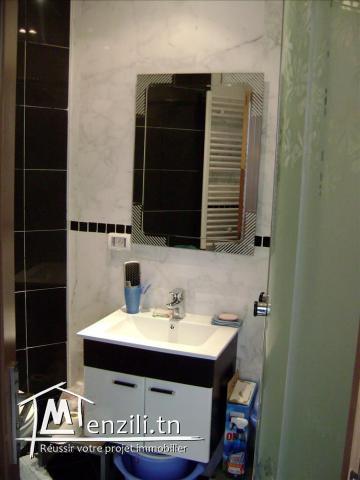 beau studio meublé pieds dans l'eau zone kantaoui-sousse