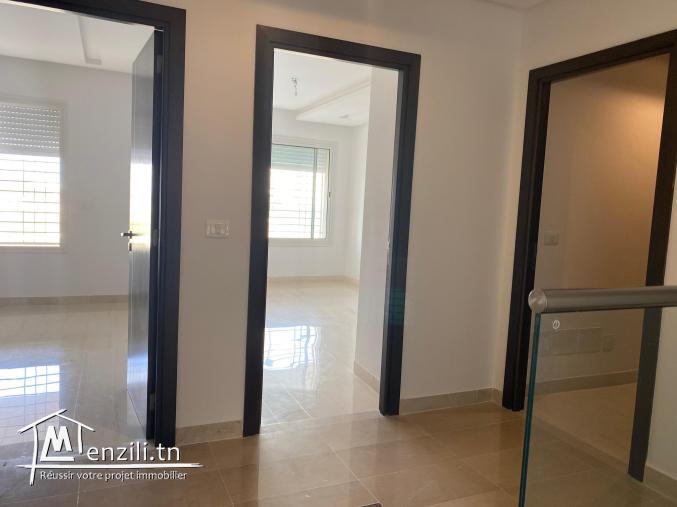 Magnifique Duplex aux Jardins de Carthage