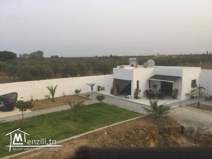 A 4km de yasmine hammamet maisonette Haut de gamme et Maison inachevee