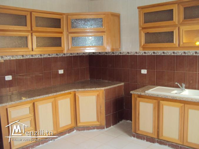 Maison route principale de Raoued