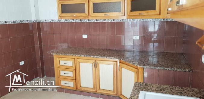 Maison route principale de Raoued