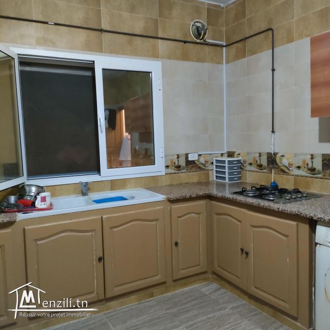 A vendre une grande maison a El Mourouj 3