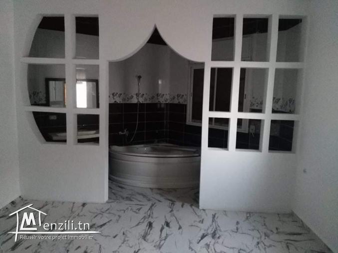 A vendre une villa à oued ellil manouba