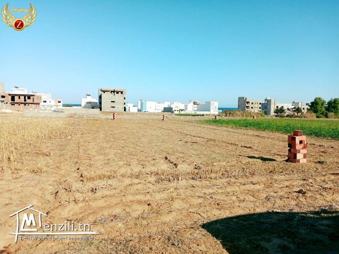 terrain a vendre 4 éme posstion  de la plage zahra