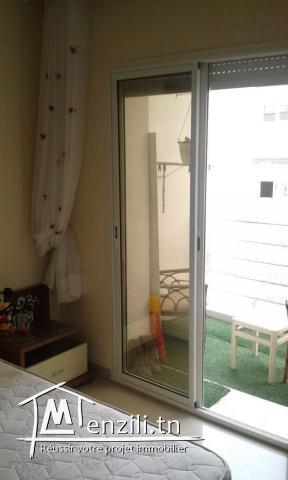 A VENDRE: Appartement S+2