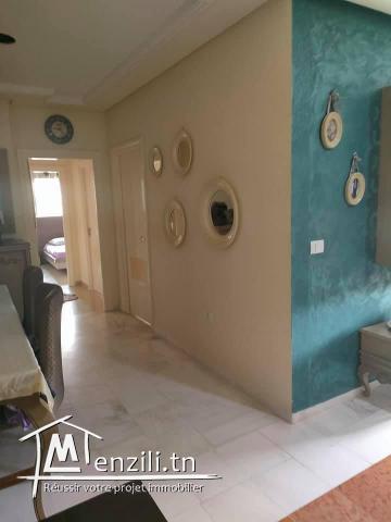 A VENDRE: Appartement S+2