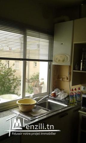 A VENDRE: Appartement S+2