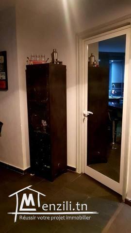 Particulier vend Menzah 9B S3 prés de la clinique Espoir