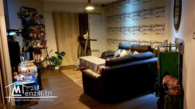 Particulier vend Menzah 9B S3 prés de la clinique Espoir