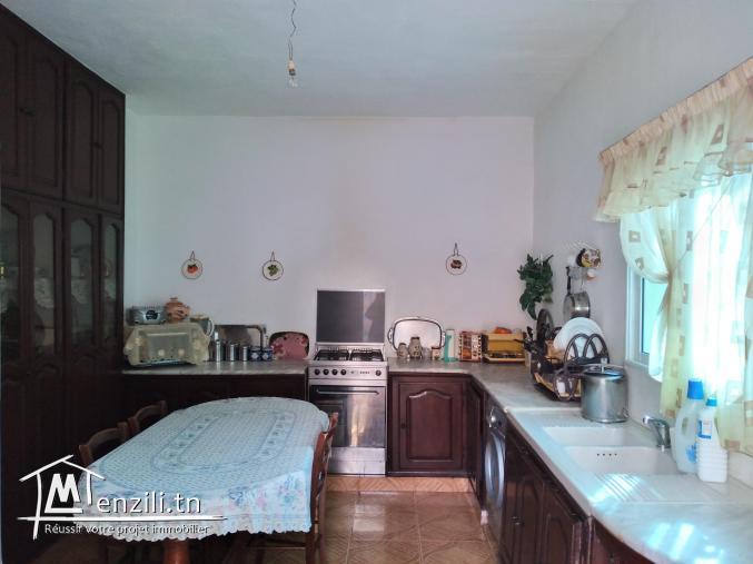 à Hammam-Lif Côte Plage à Vendre étage Rez de Chaussée