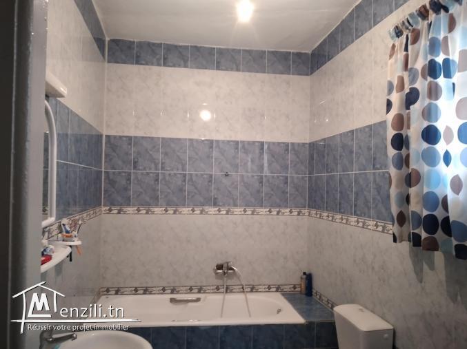 à Hammam-Lif Côte Plage à Vendre étage Rez de Chaussée