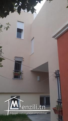 Villa à 2 étages séparés