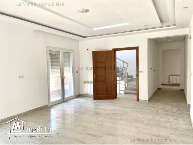 A Louer appartement s3 neuf à La Marsa