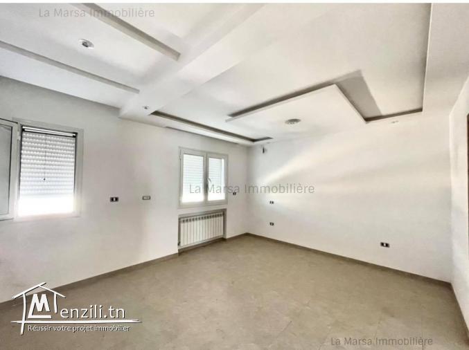 A Louer appartement s3 neuf à La Marsa