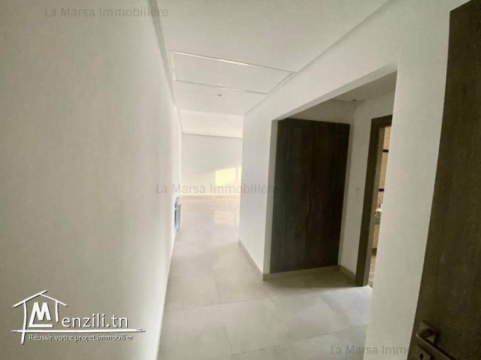 A Louer appartement s4 à 10min du lycée PMF