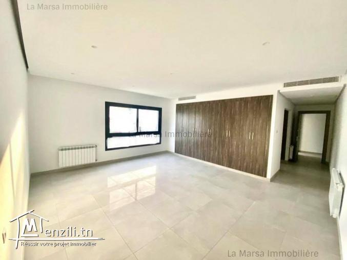 A Louer appartement s4 à 10min du lycée PMF