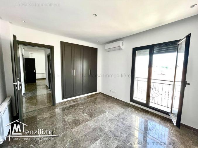 A Vendre appartement s2 neuf à La Marsa Plage