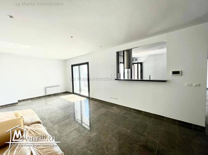 A Vendre appartement s2 neuf à La Marsa Plage