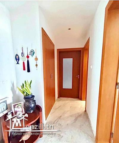 A Vendre appartement s3 de 170m² à La Soukra