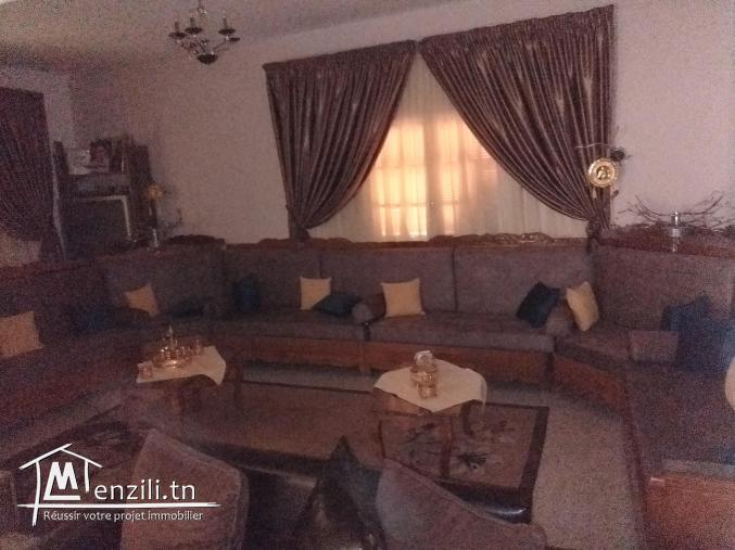 فيلا للبيع في طريق منزل شاكر الشعبوني