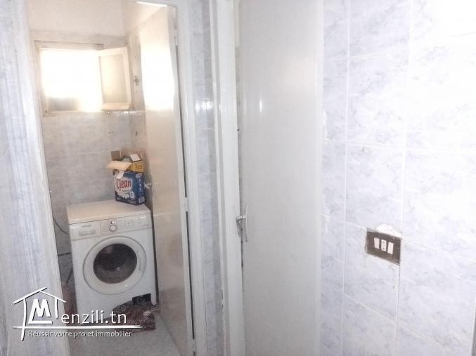 فيلا للبيع في طريق منزل شاكر الشعبوني