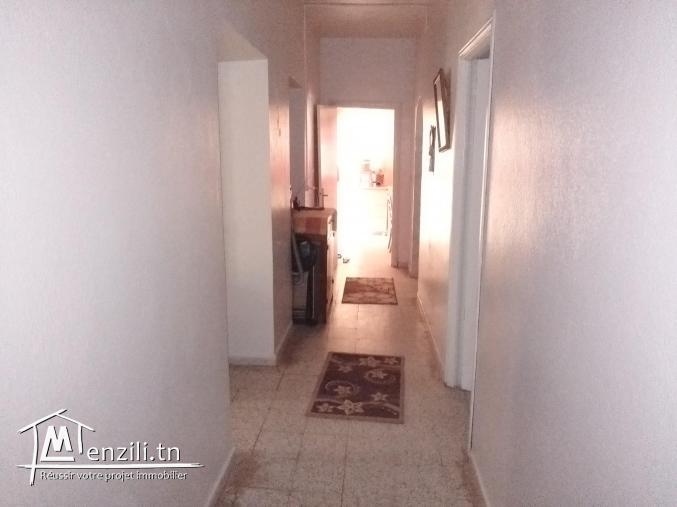 فيلا للبيع في طريق منزل شاكر الشعبوني