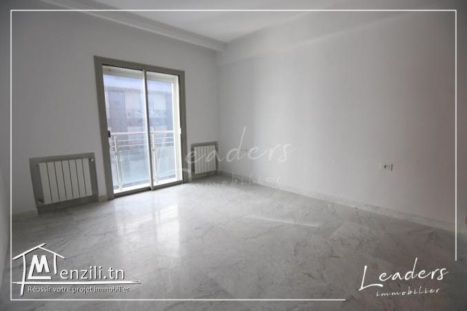 Vente d'un appartement s+2 haut standing   au Berge Du Lac2.