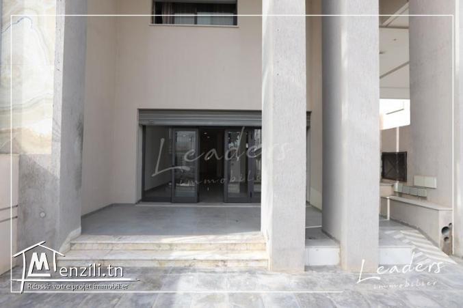 A vendre un local commercial à la Soukra / 27 246 330