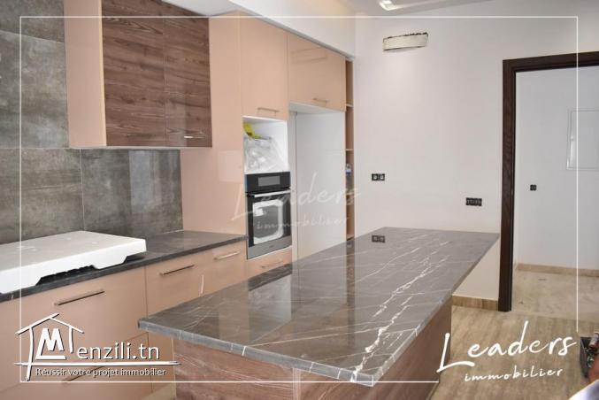 Vente d'une belle villa R+2 0 Ghammarth / 27 246 330