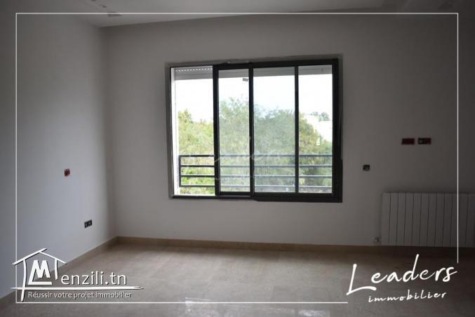 Vente d'une belle villa R+2 0 Ghammarth / 27 246 330