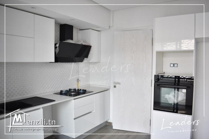 Vente d'un appartement s+2 haut standing   à La Soukra / 27 246 330