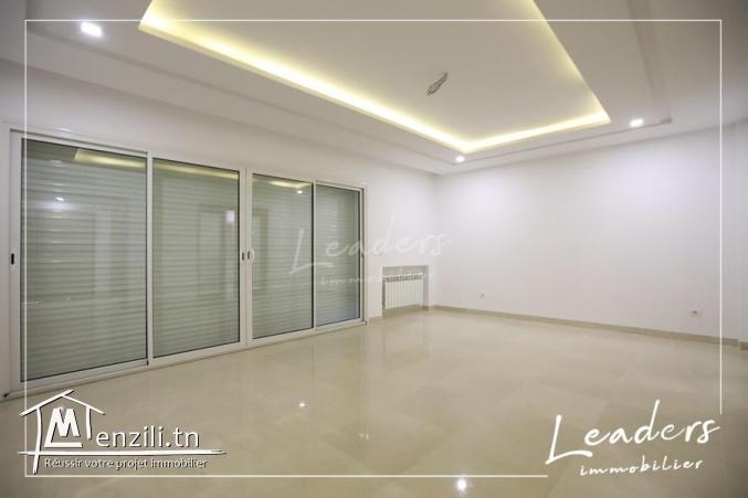 Vente un triplex haut standing  à Chotrana 1/ 27 246 330