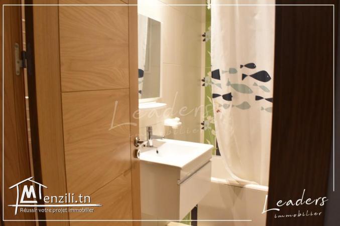 Vente d'un appartement en S+3, à Cité L’Wahat.