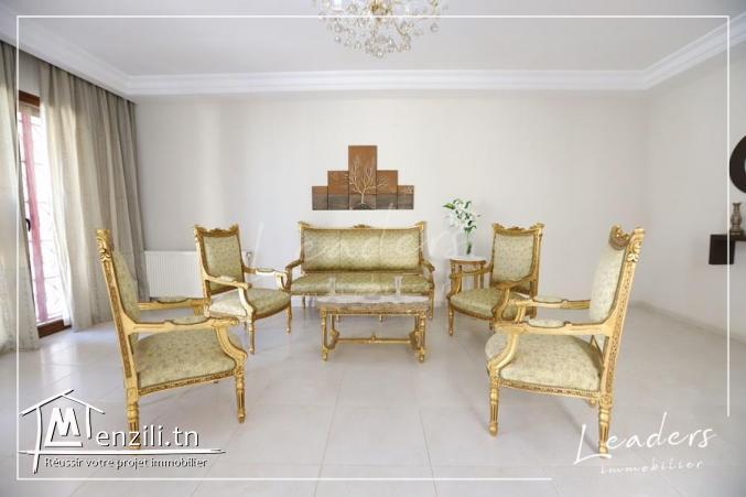 A vendre une élégante villa donnant sur un joli jardin à Raoued Plage/ 27 246 330