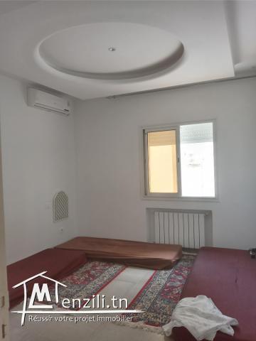 A louer villa meublée avec piscine S+3 zone Kraxy proche centre-ville