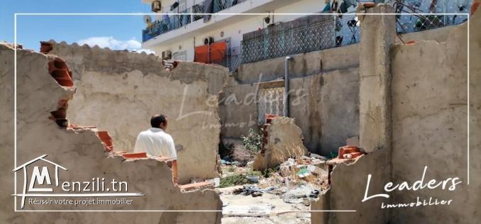 A VENDRE Un beau terrain clôturé pour investissement localisé à La Goulette  / 27 246 330