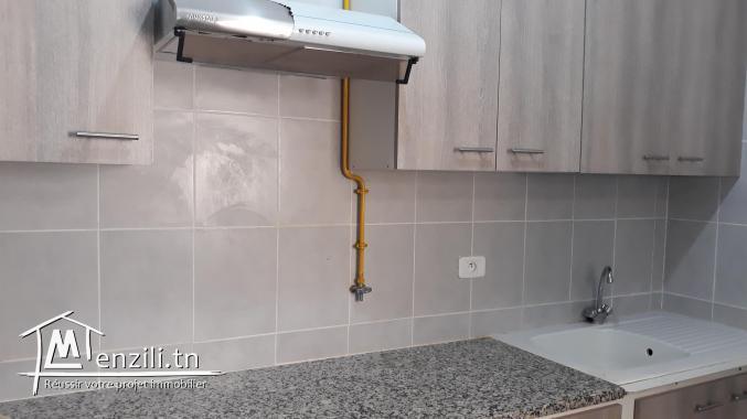 A louer etage de villa s+1