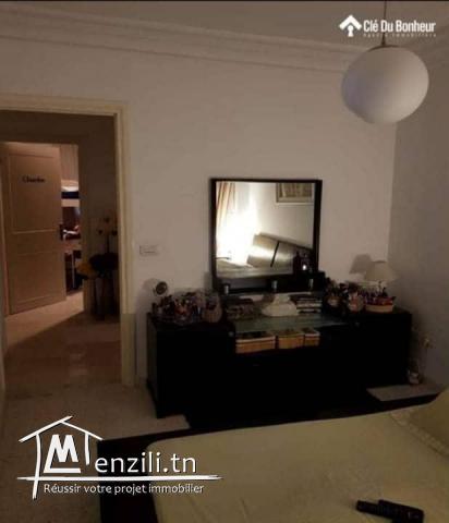 Appartement S+3 en bon état à l'aouina