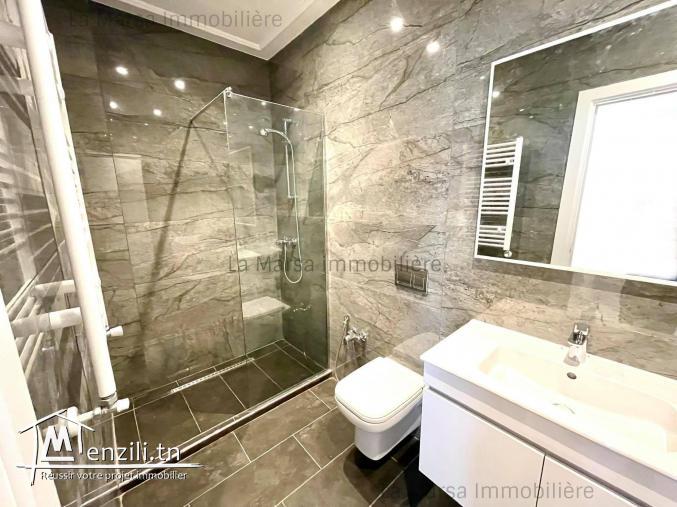 A Louer un luxueux appartement s2 meublé à La Marsa