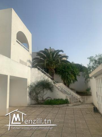 Villa sur Rue Moheddine Klibi, Manar 2